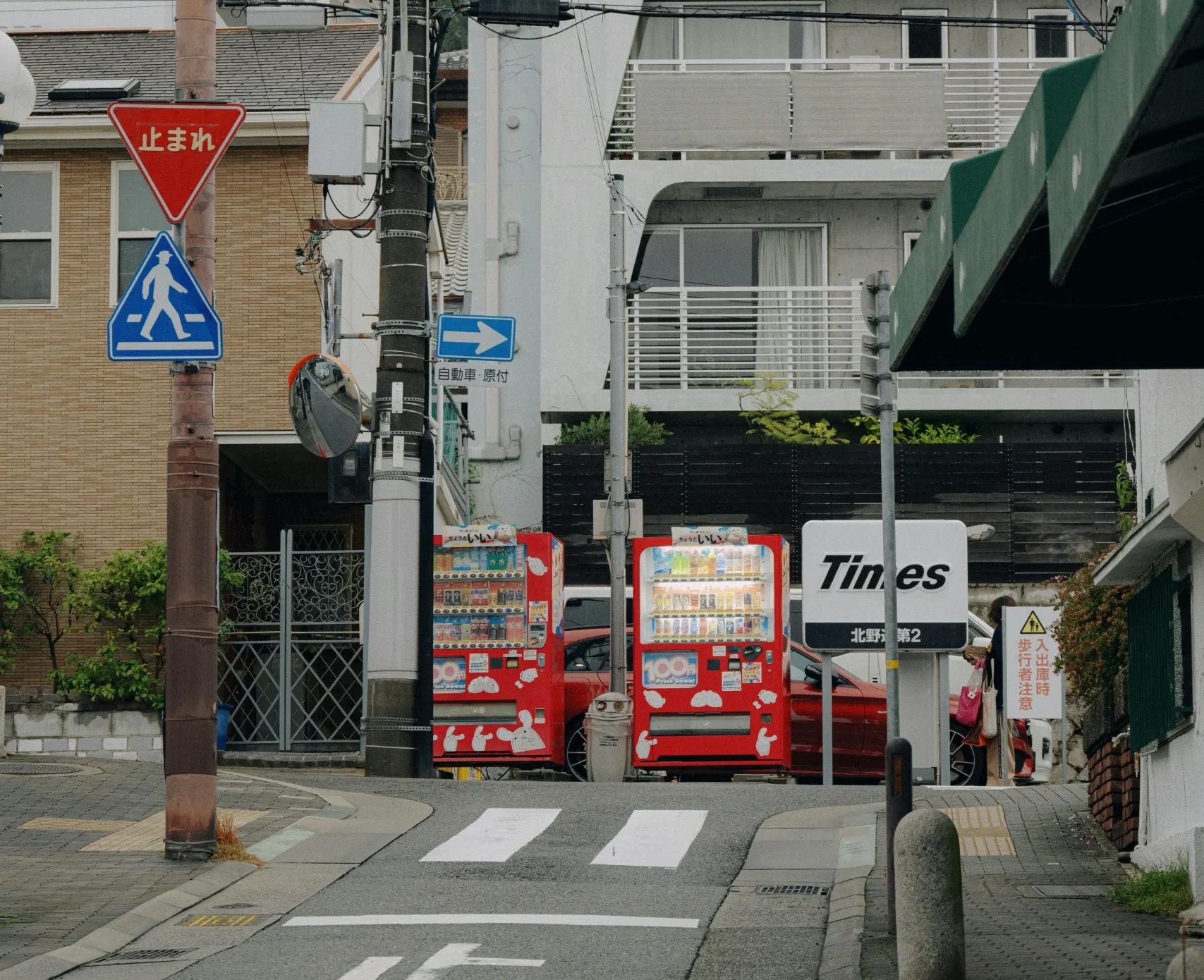 ATM placed near checkout in a Delaware convenience store for easy cash access